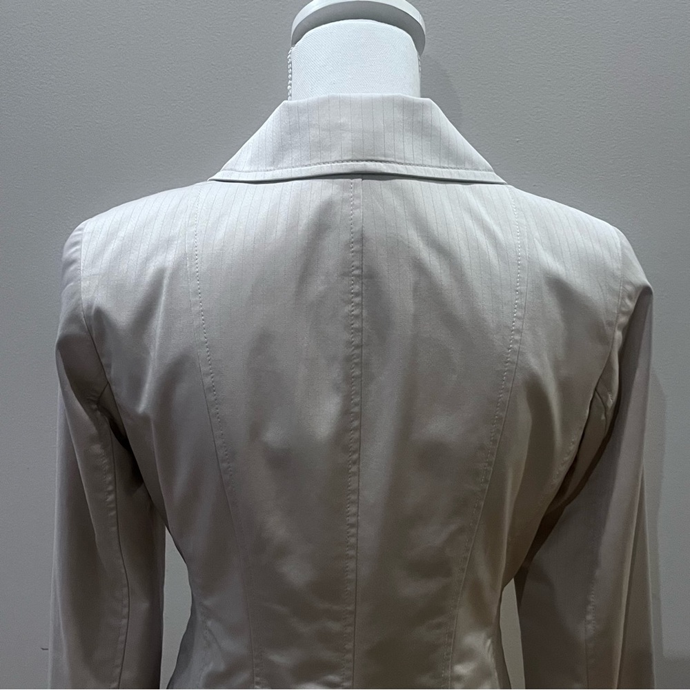 Doncaster Designer White Pant Suit Sharp, Tailored & Timeless Size 2 - Picture 6 of 11